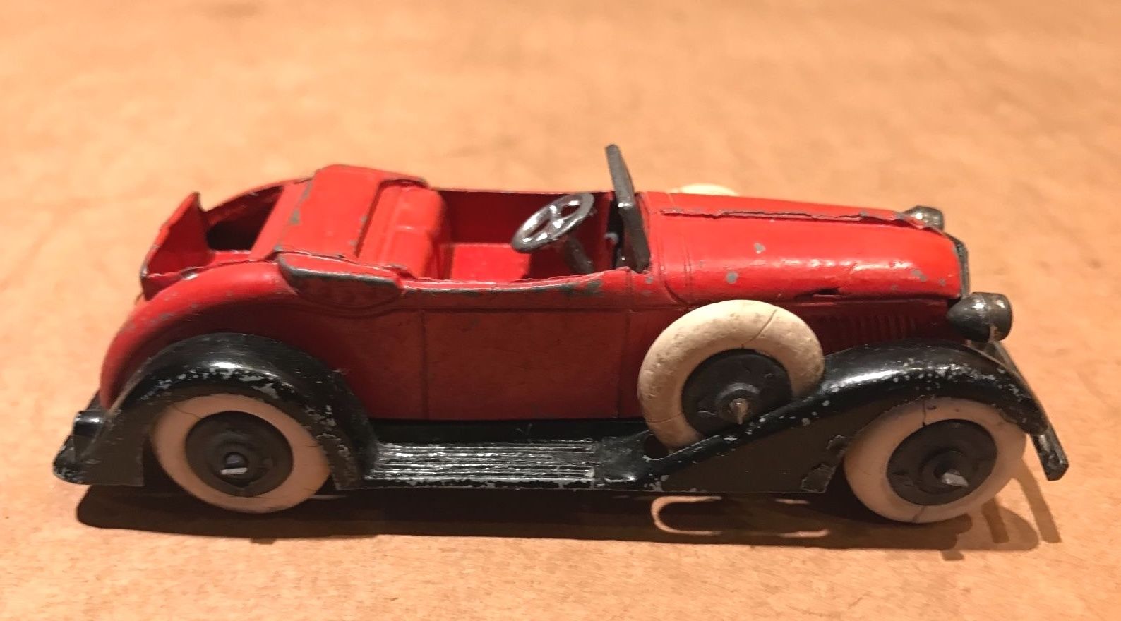 roadster toy car