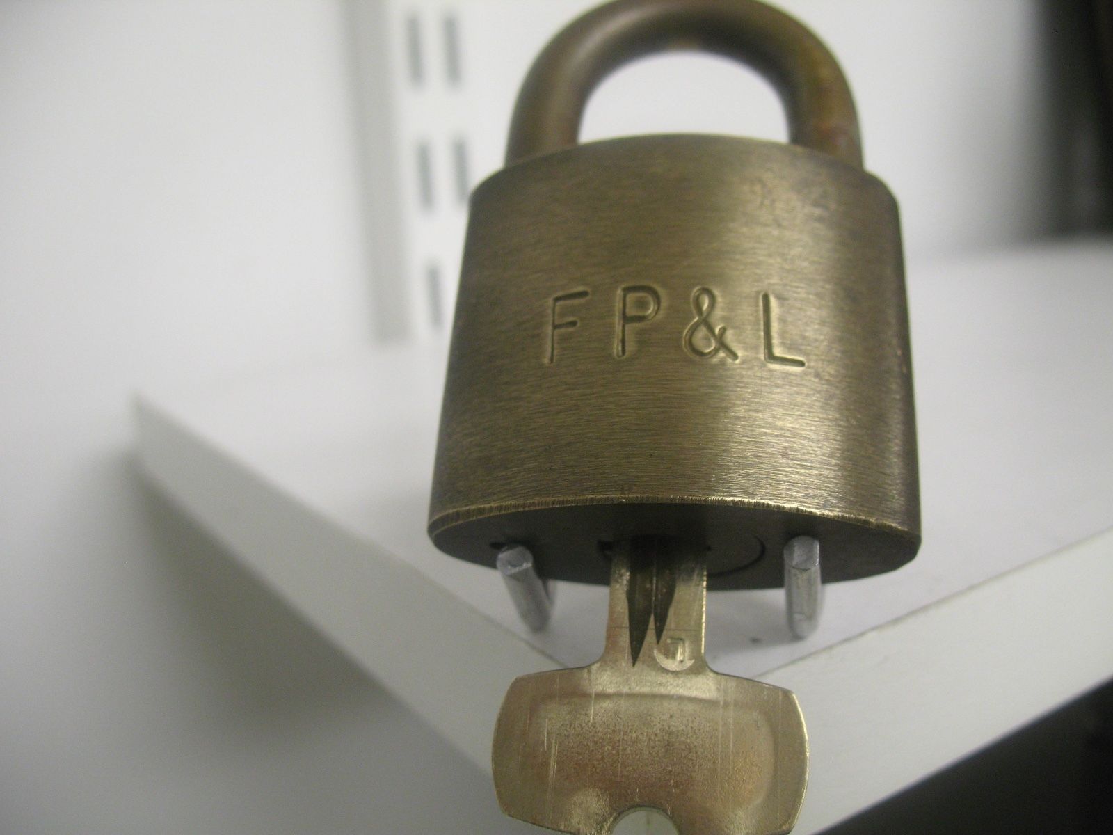 FLORIDA POWER & LIGHT / padlock / lock / wb lock / best key / best lock