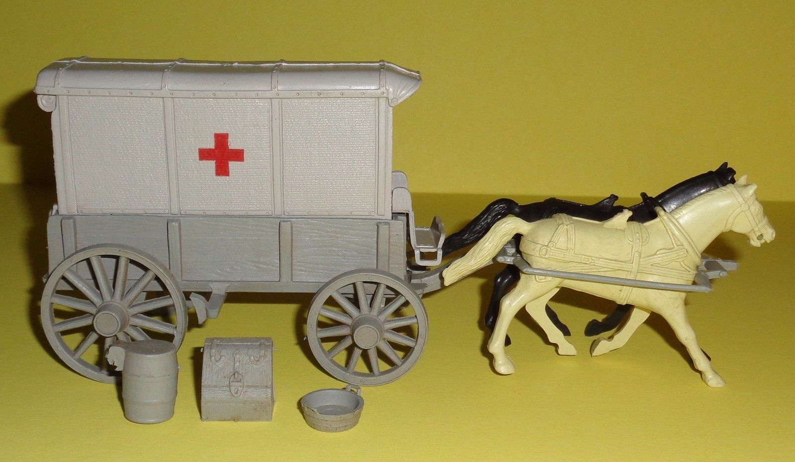 MARX 54 MM CIVIL WAR MEDICAL WAGON Antique Price Guide Details Page
