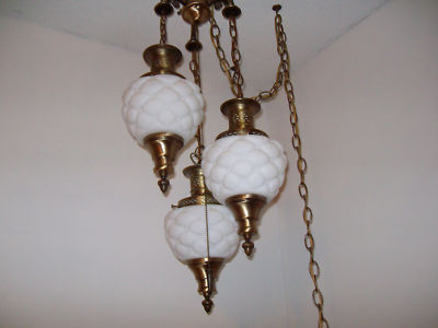 Ebay Lamps on Vintage Swag Hanging Light Lamp 3 Tier Milk Glass Completed
