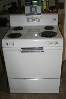 RANGES, GAS AND STRONGELECTRIC STOVES/STRONG  OVENS : APPLIANCES