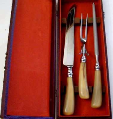 ANTIQUE JAPANESE CARVED OX BONE KNIFE SHEATH. C.1900 - EARTHLY