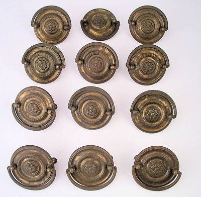 Antique Furniture Drawer Pulls on Lot Of 12 Antique Furniture Drawer Pulls  Brass  Flower Completed