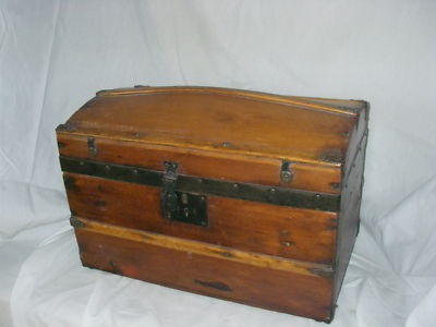 Antique Springs on Antique Humpback Doll Trunk Or Salesman S Sample Nice Completed