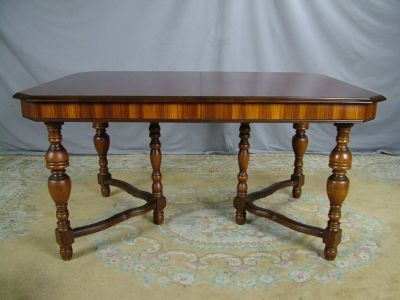 Thomasville Dining Room Furniture on Antique 30s Gothic Jacobean Walnut Dining Room Table Nr Completed