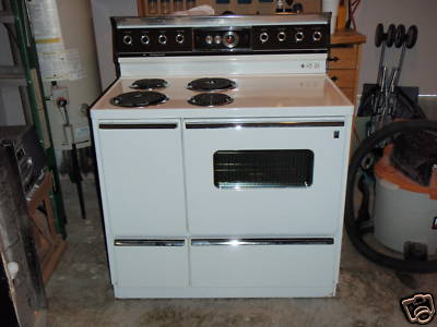 Vintage Hotpoint Oven 118