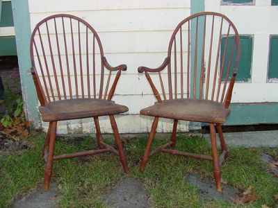Antique Armchairs on Antique 18thc Rhode Island Bow Back Windsor Armchairs