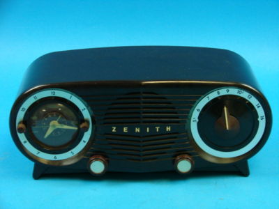 Ebay Antiques on Zenith J616 Antique Tube Clock Radio Deco Bakelite Case Completed