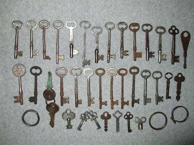 Antique Vintage Furniture on Antique Vintage Furniture Cabinet Skeleton Keys 36 Completed