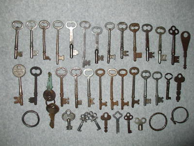 Antique Vintage Furniture on Antique Vintage Furniture   Cabinet Skeleton Keys  36  Completed