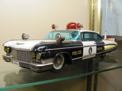 Cadillac on Antique Tin Toy Police Car 1960 Cadillac Yonezawa 18