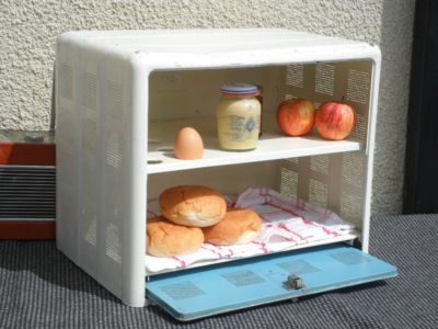 Prices Kitchen Cabinets on Vintage Tala 1950 S Kitchen Cabinet Larder Wall Table Completed 51 37