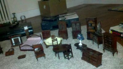 Antique Cherry Wood Furniture on Huge Wood Cherry Antique Doll Furniture Lot Completed