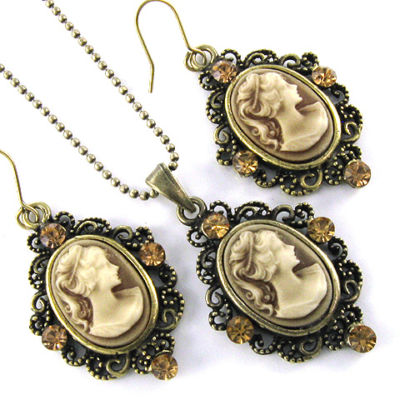 Vintage Cameo Earrings on Antique Vtg Style Brown Cameo Necklace Earrings Set S74