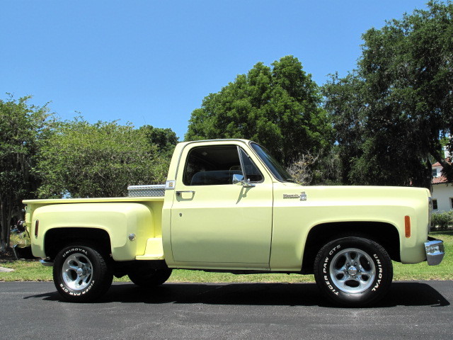 Antique cars chrysler 1970 town and country #3