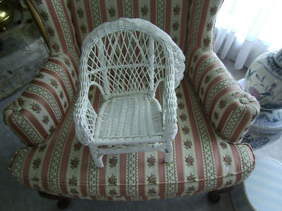 Antique Wicker Chair on Antique Miniature Dolls Wicker Chair Furniture Completed