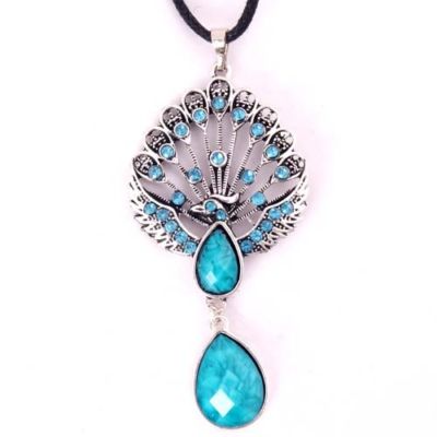 Antique Style Jewelry on Antique Vintage Style Crystal Peacock Pendant Charms Necklace Jewelry