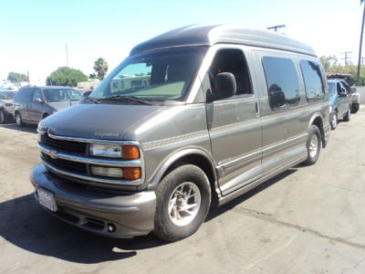 Acura Navigation  on Chevrolet   Express 2001 Chevy Express  No Reserve Completed