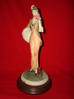 capodimonte lady with dog