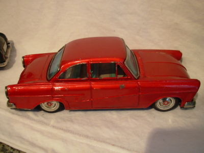 1956 Vintage Bandai Ford Taunus 17M DeLuxe Sedan tin Friction Car Made in