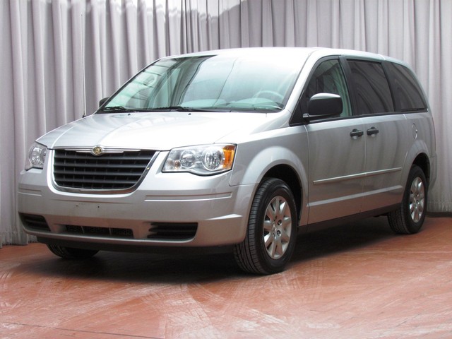 2012 Chrysler town and country tow package #5