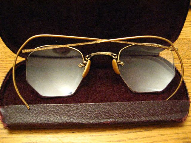 VINTAGE GOLD EYE GLASSES..TWO PAIRS