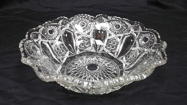 Antique Quintec Tec Pattern PresCut Line McKee Bowl Circa 1913-1
