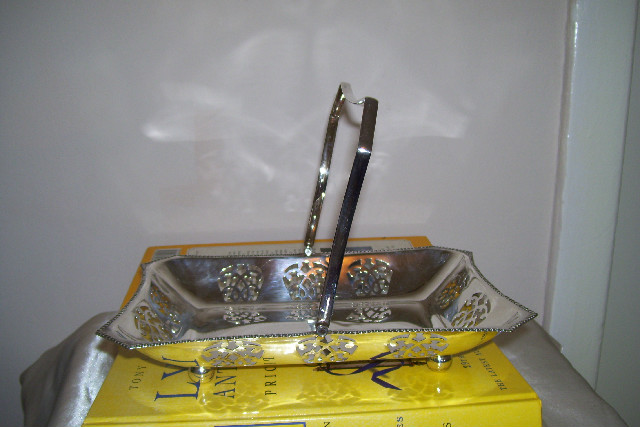 swing fruit bowl