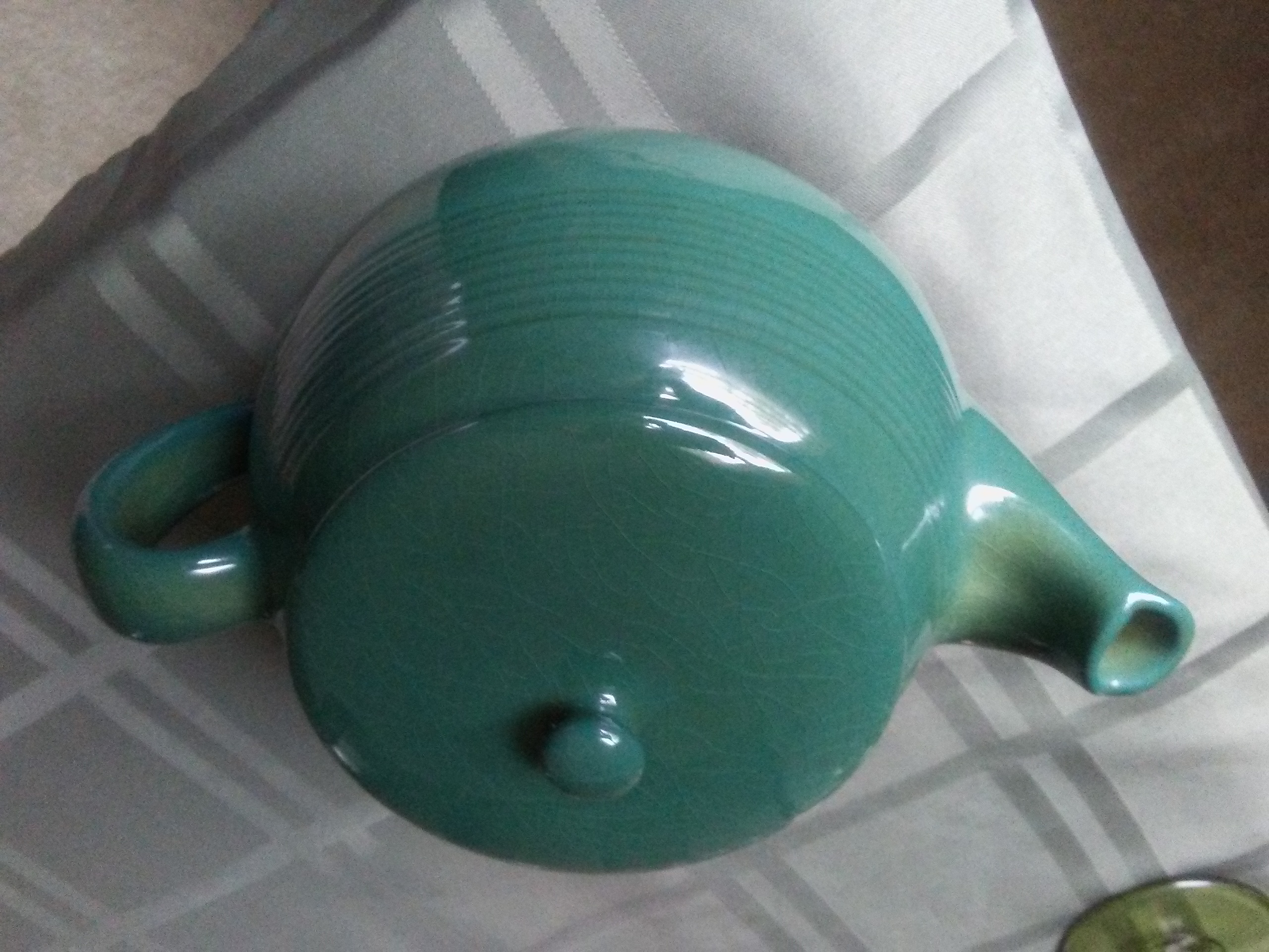 Lovely Roseville Mayfair Teapot #1122-Rare and hard to find! Lovely Roseville Mayfair Teapot #1122-Rare and hard to find!