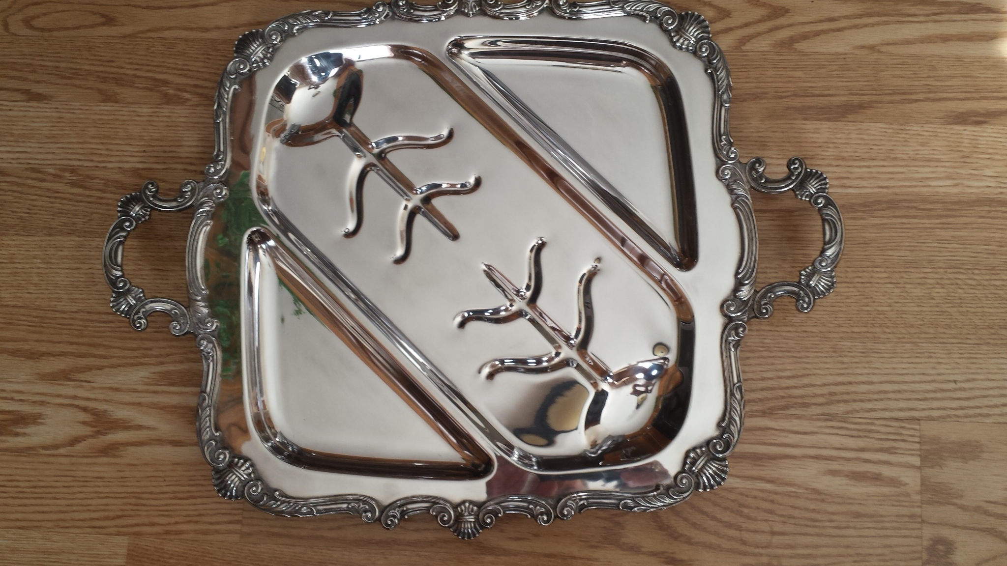 Silver-silver plated? antique Meat tray 21" excelent condition Silver-silver plated? antique Meat tray 21" excelent condition