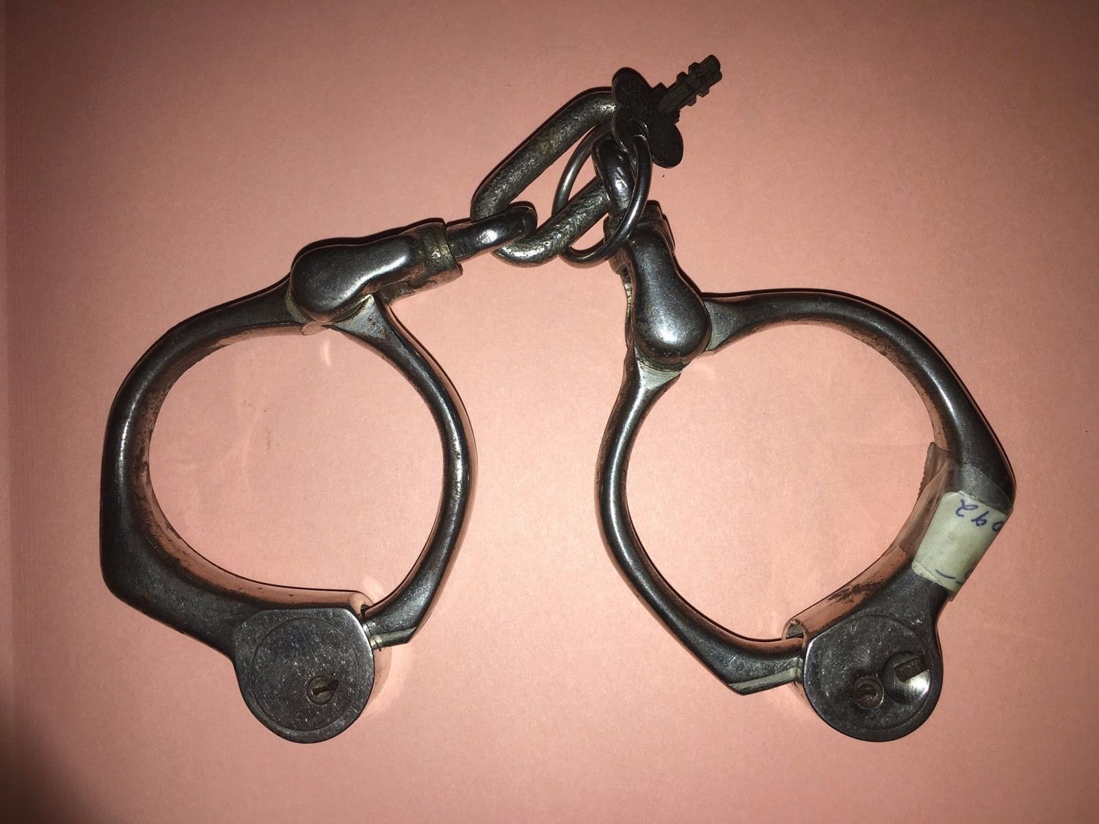 Antique Bean-Cobb Handcuffs w/ 2 keys Antique Bean-Cobb Handcuffs w/ 2 keys