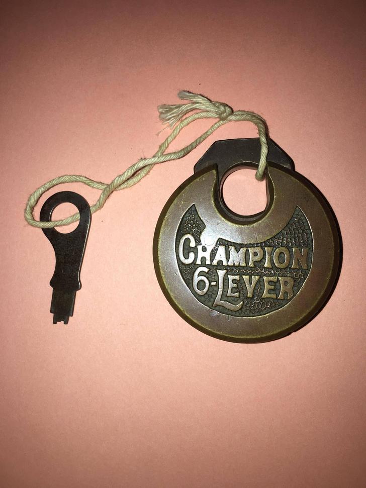Antique Champion 6-Lever Brass Padlock with key Antique Champion 6-Lever Brass Padlock with key