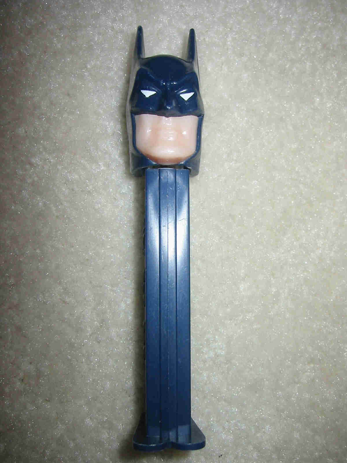 Batman (Dark Prince) Pez - Thin Ears Loose