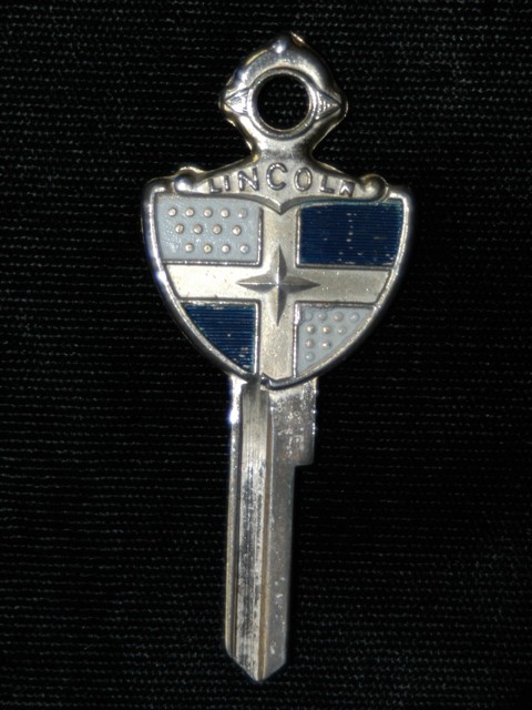 Ford Lincoln Crest Key