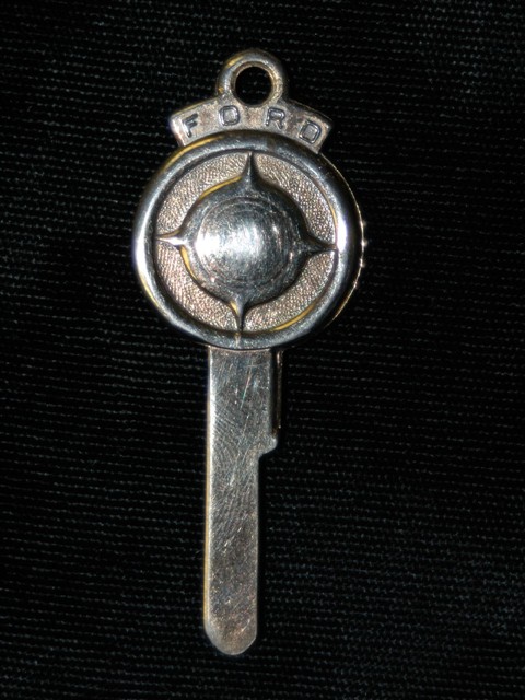 Ford Classic Crest Key - 1932 and On