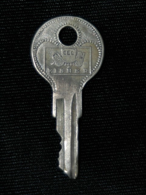 Fisher Body Vintage Logo Key