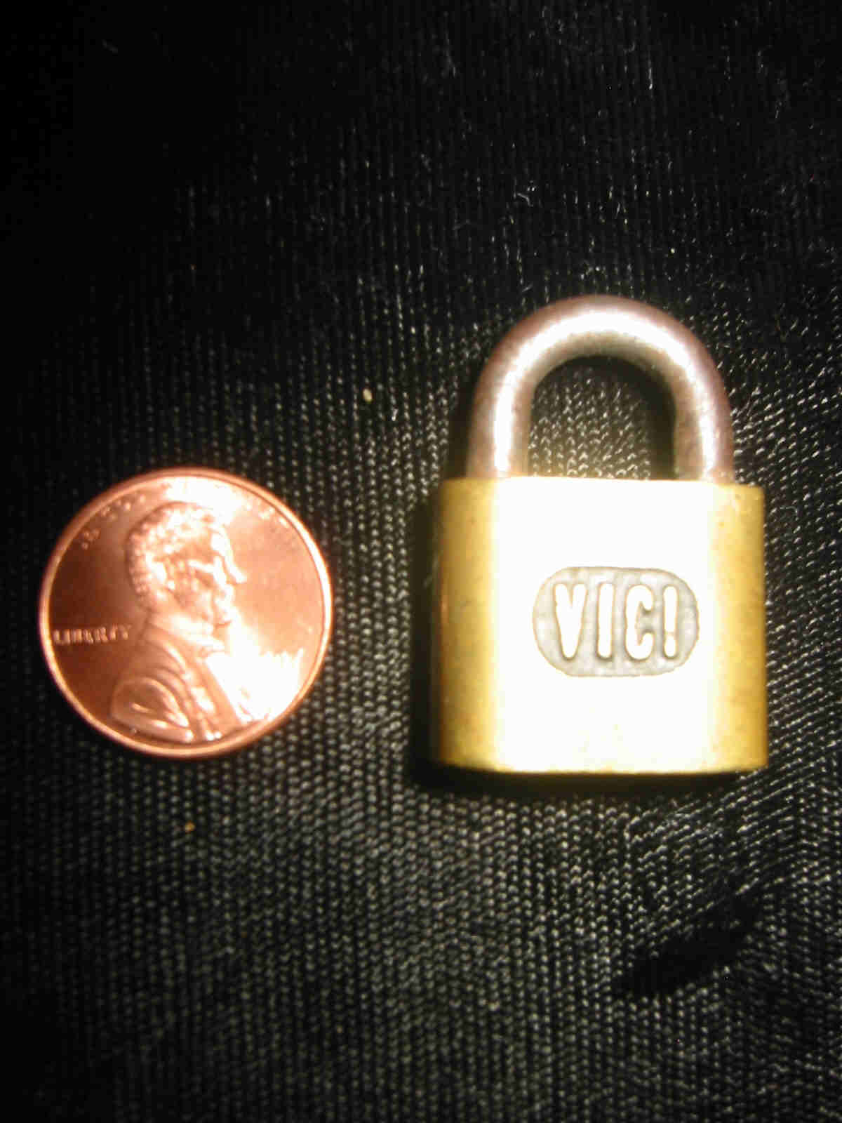 Miniature VICI Padlock