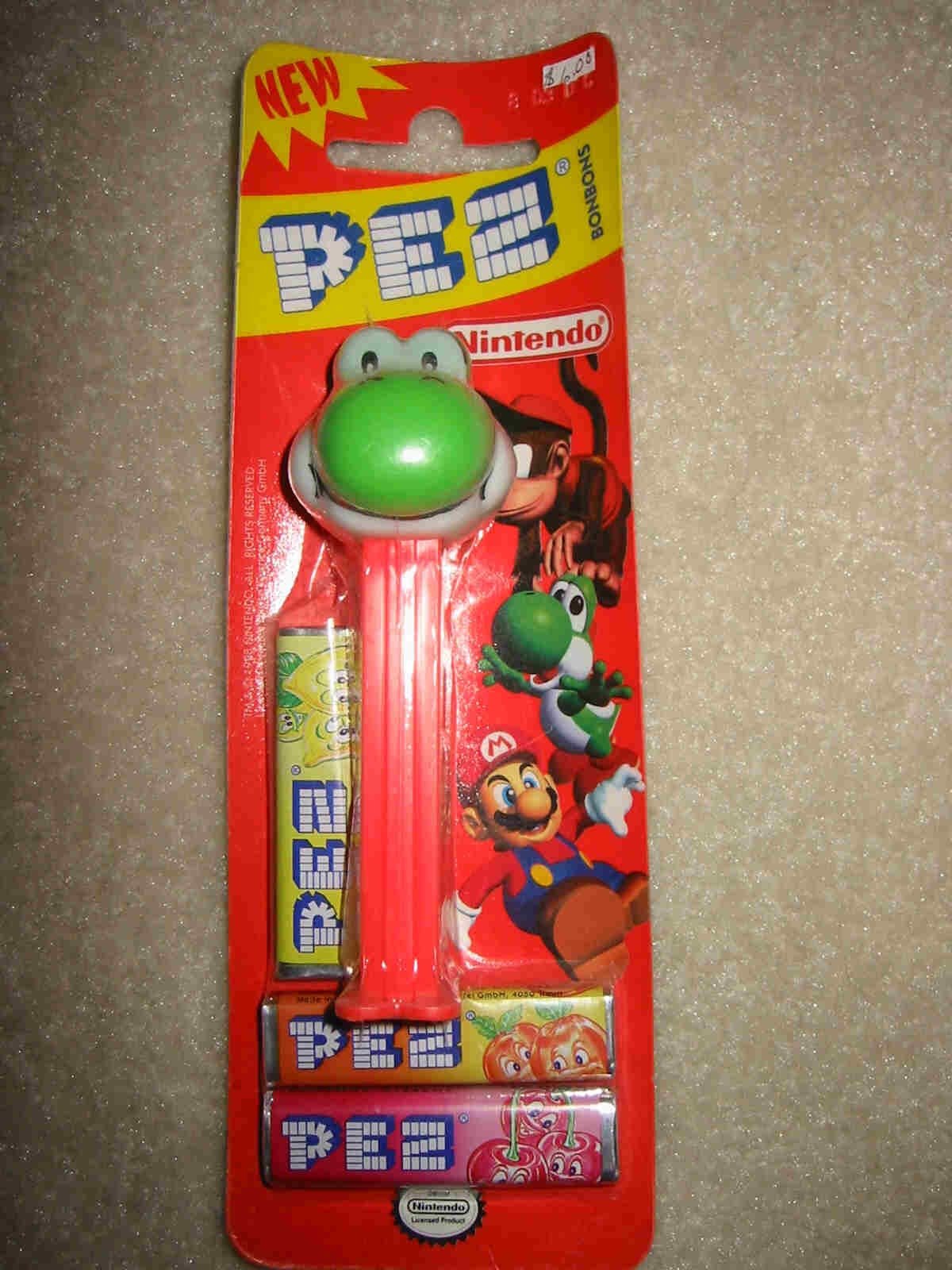 Nintendo Pez - Greeen Yoshi