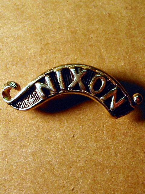 Political Pin -- Nixon
