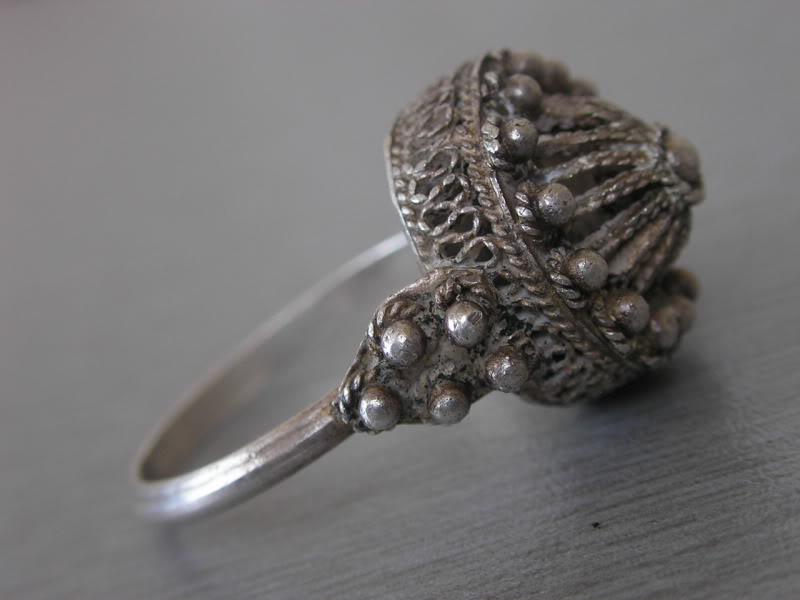 Antique Silver Filigree Ring. -- Antique Price Guide Details Page