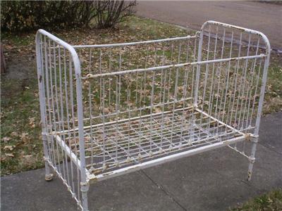 Antique Iron Baby Bed Tapered Drop In Frame Look Antique