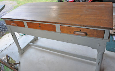 Antique Bookkeepers Standup Desk With Slant Top -- Antique Price Antique Bookkeepers Standup Desk with Slant Top - Antique Bookkeepers Standup Desk With Slant Top -- Antique Price