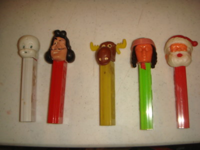 VINTAGE PEZ DISPENCER NO FEET CASPER SANTA MOOSE INDIAN -- Antique ...