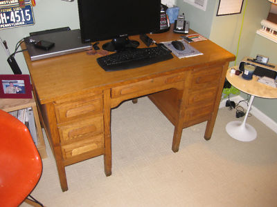 Vintage Oak Teacher S Desk Antique Price Guide Details Page