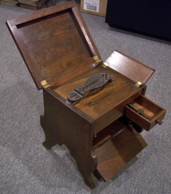 Cute Walnut Victorian Portable Shoe Shine Stool Bench Antique