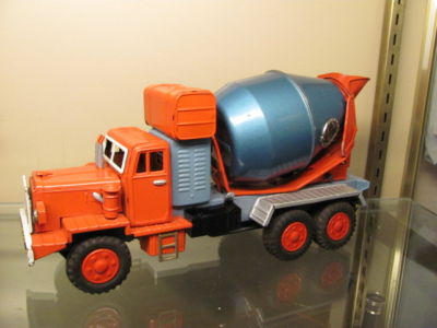 ANTIQUE TIN TOY CEMENT TRUCK AUTO CAR SSS LARGE 1950s 1 -- Antique