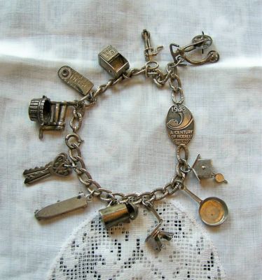 1933 WORLD'S FAIR LEBOLT STERLING BRACELET +11 CHARMS -- Antique Price ...