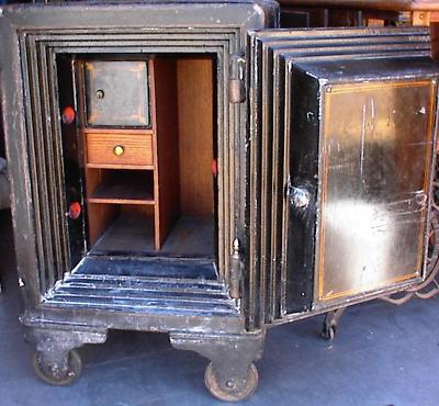 antique safes -- Antique Price Guide