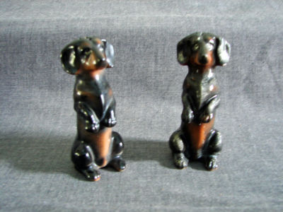 dachshund salt and pepper shakers