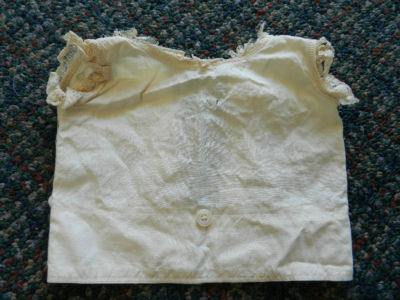 blouse with undershirt